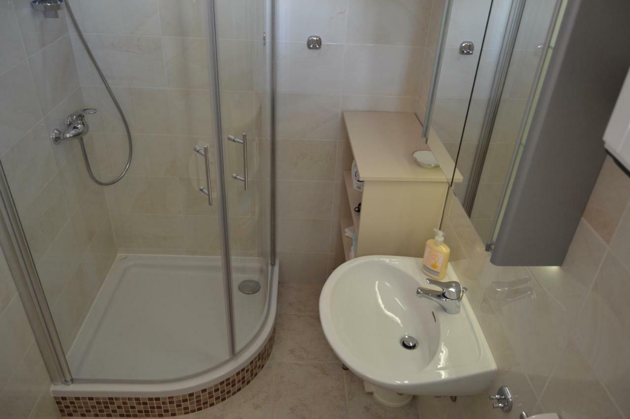 Apartmani Misic Ždrelac Exteriér fotografie